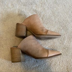 Tan Mules